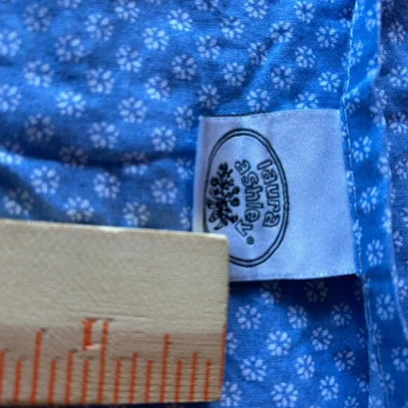 Vtg Laura Ashley Quilted Pillow Shams Blue & White 28 X 22 Shabby Chic Country - Picture 5 of 6